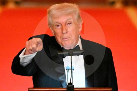 Un hombre irrumpió en la residencia de Trump en Florida y murió baleado por agentes de seguridad