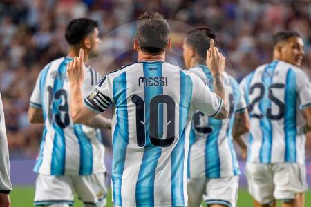 Argentina debuta y Messi inicia su último Mundial, 20 años después de su primer gol