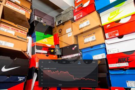 Nike sale del grupo de las 100 grandes empresas de EE. UU., tras caer 78% en Wall Street