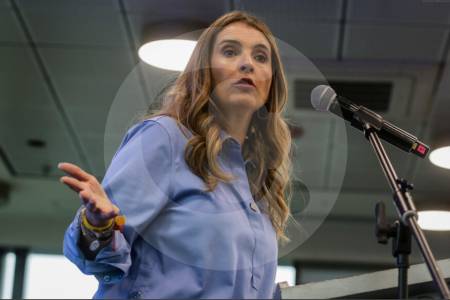 Paloma Valencia denuncia presunto ‘hackeo’ de su celular: “mis chats están en poder de alguien”
