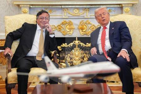 Petro habló por teléfono con Trump y le pidió que lo saque de la lista Clinton, ¿qué conversaron sobre De la Espriella?