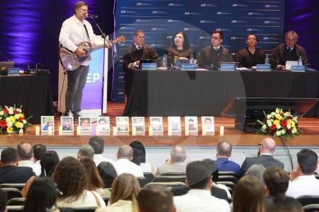 JEP realiza en Medellín audiencia clave por falsos positivos en el cementerio Las Mercedes de Dabeiba