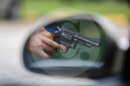 Tragedia en Pasto: coronel retirado del Ejército asesinó a su hijo y dejó herida a su exesposa en una pizzería durante Halloween