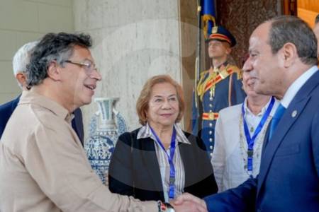 Balance del viaje de Petro a Medio Oriente: acuerdos opcionales, posibilidades en el aire y una costosa embajada