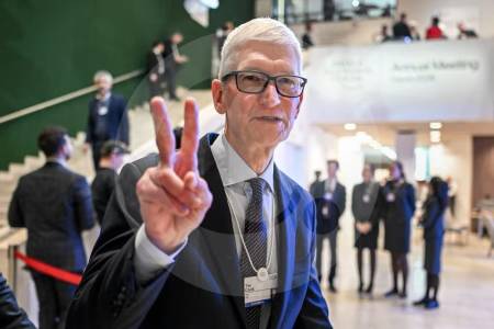 Las 10 lecciones de liderazgo que Tim Cook deja tras casi 15 años al frente de Apple