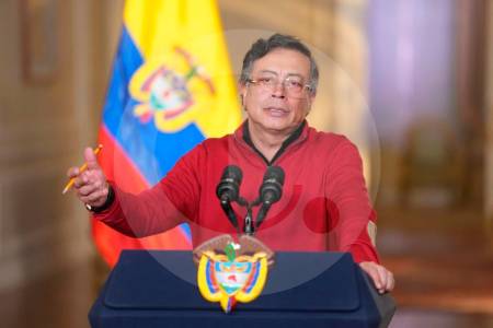 Marchas por el mínimo o estrategia política: ¿por qué el Gobierno llama a protestas si mantendrá aumento de 23,7% en nuevo decreto?