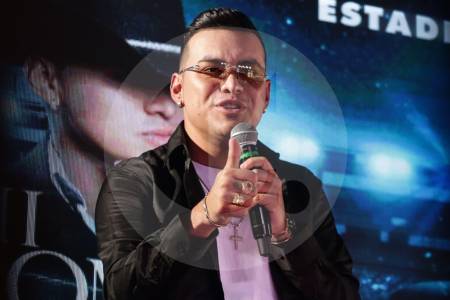 De trabajar en una central de abastos a icono de la música popular: la increíble historia de vida de Yeison Jiménez