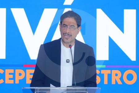 “He decidido aceptar el resultado; Abelardo de la Espriella es el nuevo presidente”: Iván Cepeda
