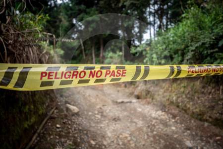 Masacre en La Dorada, Caldas: cuerpos de tres hombres fueron hallados en una vía de la zona rural