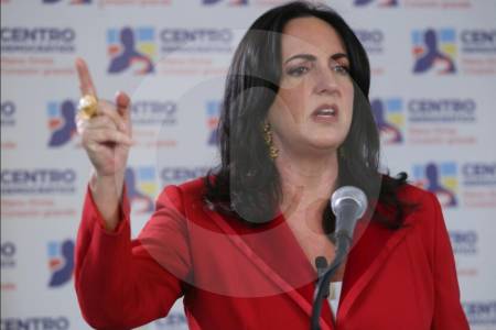 María Fernanda Cabal al dejar su curul en el Senad