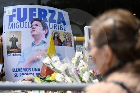 Colombia de luto: líderes políticos se unen con mensajes de dolor y rechazo por la muerte del senador Miguel Uribe