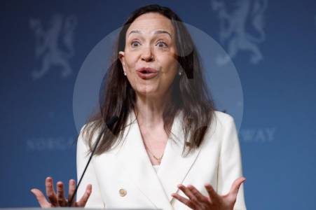 En sus primeras declaraciones desde Oslo, María Corina Machado promete que Venezuela será pronto un país “brillante, democrático y libre”