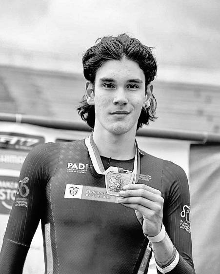 Jerónimo Jaramillo vivía su primer año como deportista de la categoría juvenil. FOTO: @LaRuedaColombia