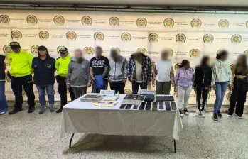 Tres presuntos integrantes de una red de trata de personas cayó en Medellín. FOTO: Policía Metropolitana