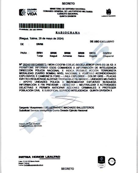¡Cuidado! Estas son las placas de la camioneta que ilegales pretenden convertir en carrobombas