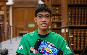 Marcus Koh, estudiante de Matemáticas de la Universidad de Cambridge, desarrolló un código computacional para simular batallas de Pokémon. FOTO cortesía