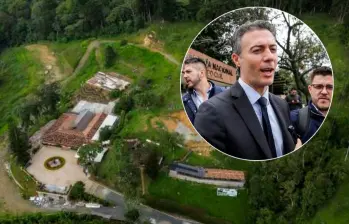 El alcalde Daniel Quintero habría favorecido intereses particulares con el decreto 412 de 2026, según la Procuraduría. FOTOS: CAMILO SUÁREZ Y CATALINA OLAYA