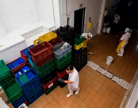 Entre los acuerdos está el hacer adecuaciones en la parte locativa del rancho donde se prepara la comida. FOTO: CORTESÍA