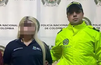 La contratista al momento de su detención tras el operativo contra la explotación sexual infantil. FOTO: Cortesía
