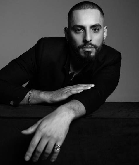 Más allá de ser músico, productor y compositor, Ciey se define como un creativo. En sus planes está hacer música para cine y porque no, entrar al mundo de la moda. FOTO Cortesía.