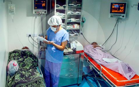 Aunque Petro prometió mejorar la salud en zonas rurales, su acceso empeoró en 2025