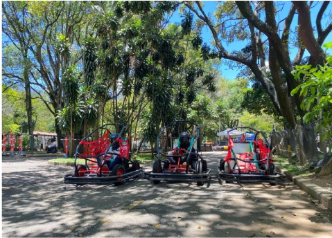 En el Parque Norte, en Medellín, ya es posible conducir vehículos monoplaza