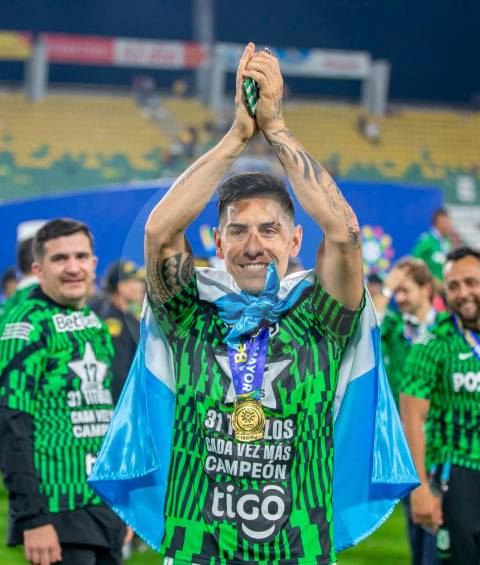 Olivera se coronó campeón con Nacional de la Liga BetPlay 2022 l en Ibagué. Foto JUAN ANTONIO SÁNCHEZ