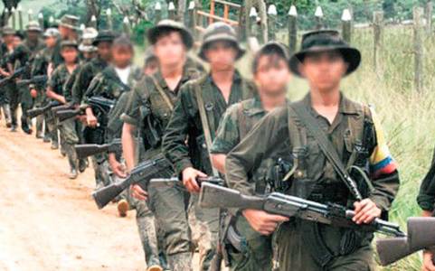 La historia de ‘Dayana’,  la menor de 15 años reclutada por el ELN y ahora en manos de las disidencias de las Farc