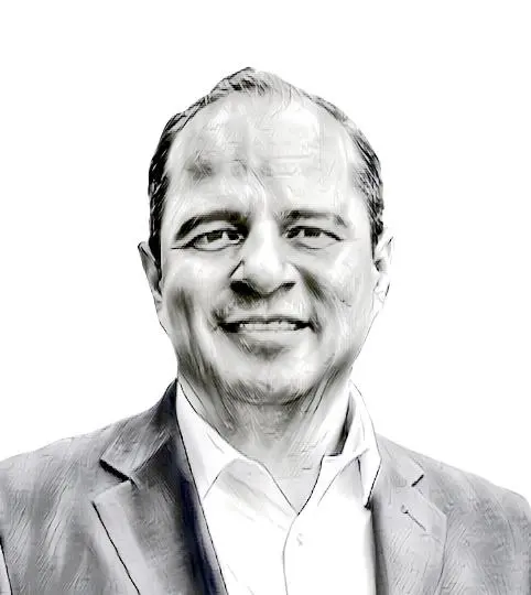 “Indefenso” el Ministro de Defensa