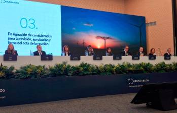 En el auditorio de la sede El Poblado de la Cámara de Comercio de Medellín se celebró la asamblea extraordinaria de accionistas de Grupo Argos. FOTO Ferney Arias