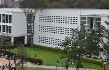 La Universidad Nacional lamentó la muerte de un egresado hallado en su campus en Bogotá. FOTO: UNAL.