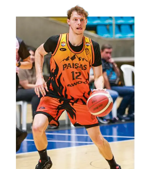 Simón Andrew Hunt Ramírez, el alero colomboamericano que quiere brillar en Paisas y defender los colores del país. FOTO manuel saldarriaga 