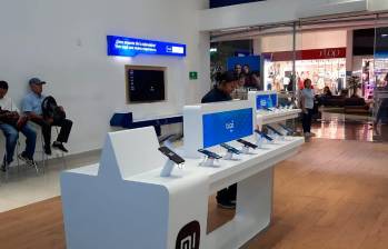 Las ventas de equipos de telecomunicaciones e informática impulsaron al comercio en marzo, según el Dane. FOTO EL COLOMBIANO