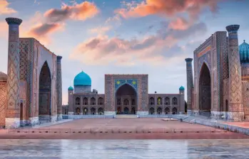 Uno de los principales atractivos turísticos de Uzbekistán son las mezquitas. FOTO: Getty