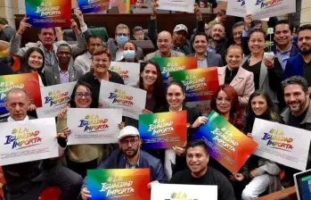 Cuando se aprobó su creación, así celebraron en la Cámara de Representantes. FOTO: REDES ALFONSO PRADA.