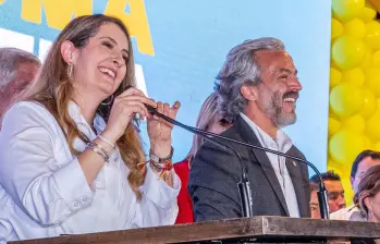 El candidato llegó a la consulta gracias a firmas que recogió de la ciudadanía y asegura que hay algunos puntos de la derecha con los que no está de acuerdo. FOTO: PRENSA DE PALOMA VALENCIA.
