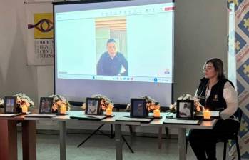 Entrega simbólica en Villavicencio de los cuerpos de ocho líderes asesinados en Guaviare. Foto: Colprensa y Fiscalía