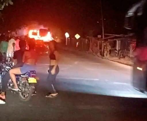 La víctima sería una mujer civil que transitaba por el lugar. FOTO CORTESÍA
