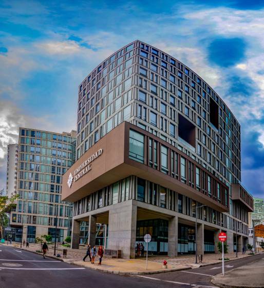 En el marco de su Plan de Consolidación y Crecimiento (PCC), esta institución ha incorporado la sostenibilidad como eje estratégico, articulando la formación de profesionales con acciones concretas de mitigación y adaptación. FOTO CORTESÍA