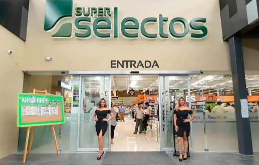 Super Selectos, la marca más reconocida de Grupo Calleja. FOTO Halcones y palomas