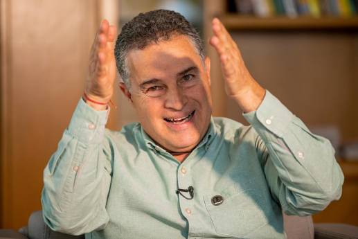 El gobernador Aníbal Gaviria propuso, con otros mandatarios, hacer un encuentro nacional para acordar acciones que permitan tratar la inseguridad en los territorios. FOTO Carlos Velásquez
