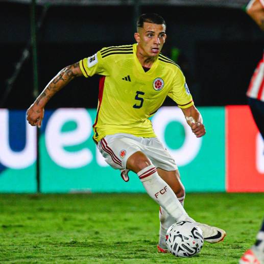 Kevin Castaño ha sorprendido con su buen rendimiento en los más recientes tres encuentros con Colombia en la Eliminatoria. FOTO FCF