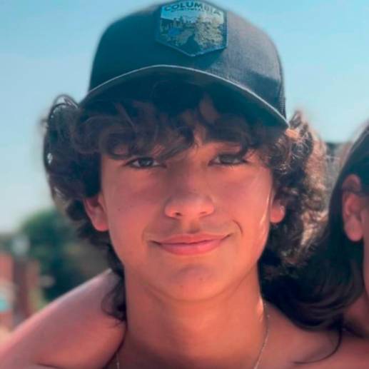 Mathías Uribe Gutiérrez, de 14 años, se encuentra en un hospital de Nashville, Estados Unidos, en proceso de recuperación.<b><span class="mln_uppercase_mln"> </span></b>FOTOS<b><span class="mln_uppercase_mln"> CORTESÍA</span></b>
