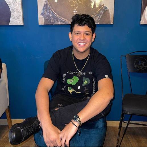 Luis Rafael Acosta Solano tiene 20 años y los últimos cinco los había dedicado a cantar. FOTO PUBLIVALLENATO 