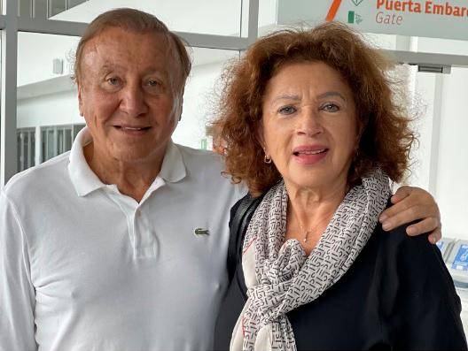Rodolfo Hernández y su esposa Socorro Olivero pidieron que respetaran la memoria de su hija desaparecida. FOTO COLPRENSA