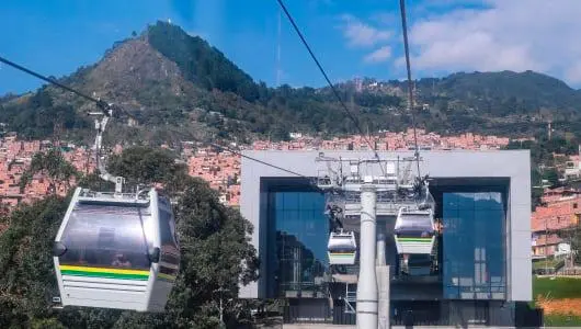 El mantenimiento de cada línea se hace anualmente para garantizar que tanto el funcionamiento estructural como las piezas que componen cada línea estén en plenitud de condiciones. FOTO: Cortesía
