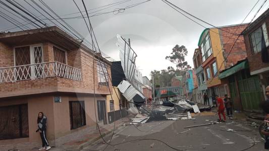 Lluvias en Cundinamarca dejan un muerto en Soacha y más de 30 municipios afectados; impresionante vendaval en Funza