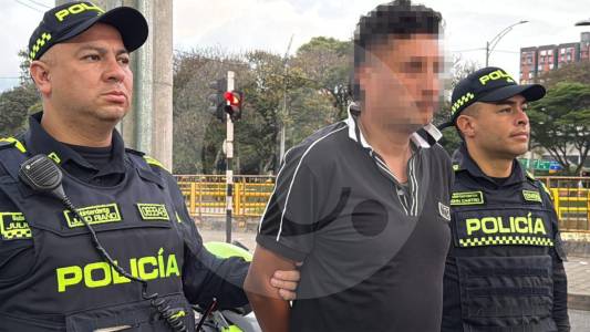 Lo condenaron a nueve años de cárcel por pedirle fotos íntimas a una adolescente en Medellín