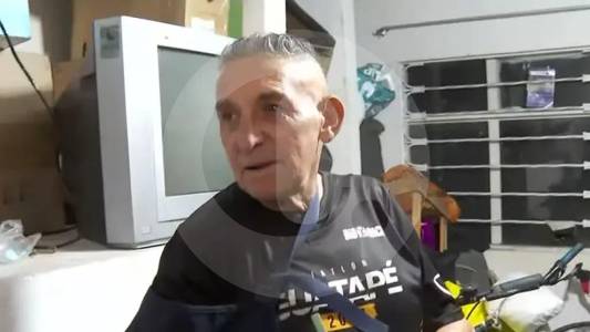 Ciclista de 74 años aparece con multas por $15 millones sin tener licencia ni carro