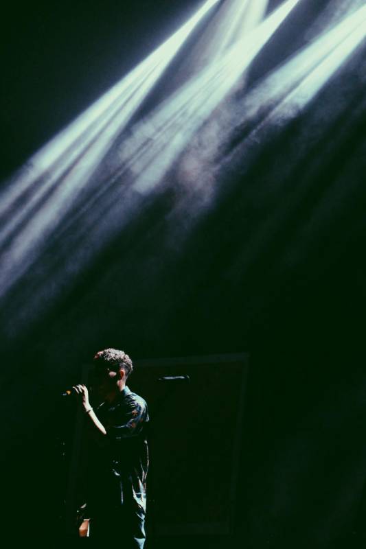  Muerdo durante el concierto habló sobre las luchas del pueblo colombiano y latinoamericano. Foto: Daniela R. Gómez Isaza